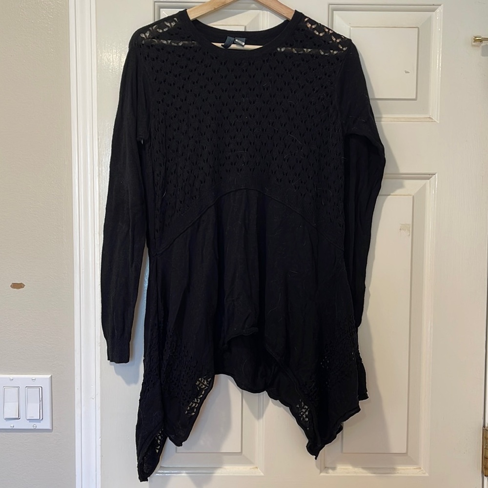 Anthropologie black knit tunic, size S, in great condition
